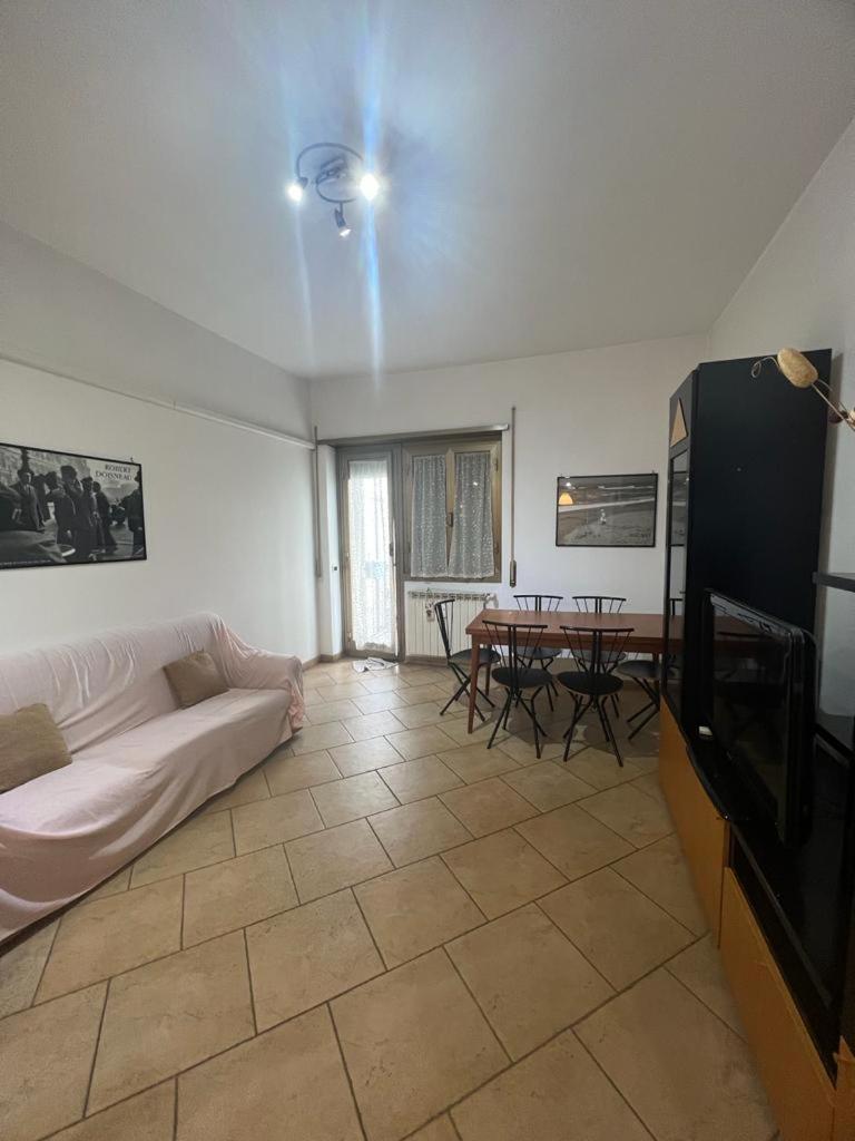 Nathan House, Malatesta Apartment